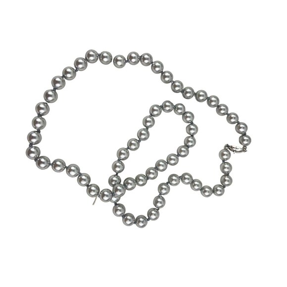 Monet Vintage Grey Knotted Pearl Necklace With Silver Tone Clasp - Picture 8 of 10